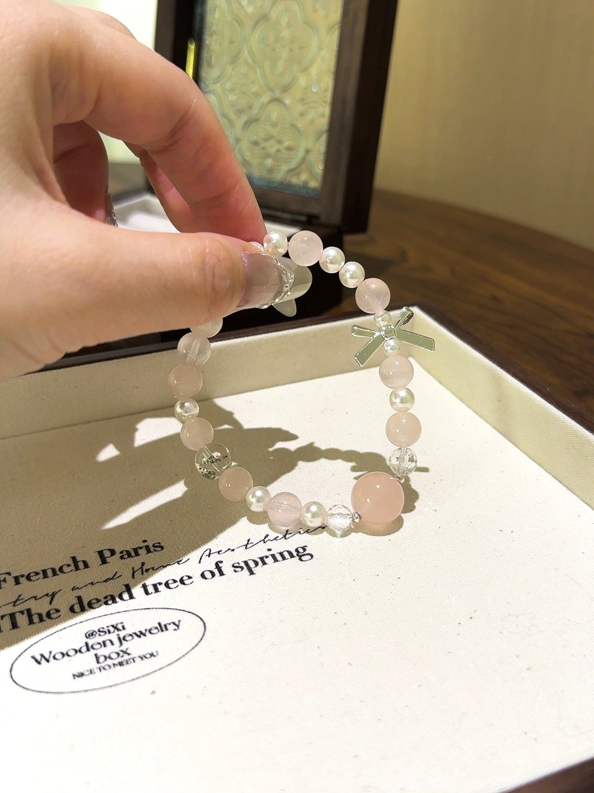 ▫️▪️ Pink crystal green ghost shell bead white crystal bracelet